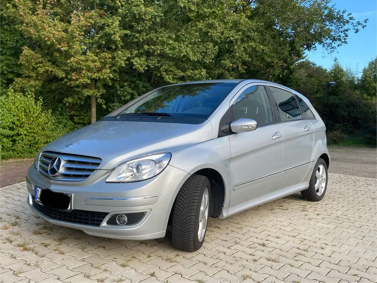 Mercedes-Benz B 170