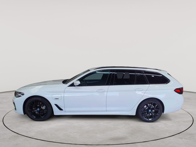 BMW 530 530e Touring Aut. M-SPORT NAVI LED KAM — photo 6