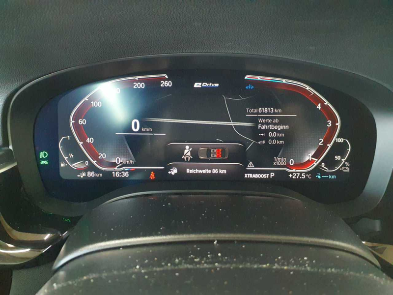 BMW 530 530e Touring Aut. M-SPORT NAVI LED KAM — photo 11