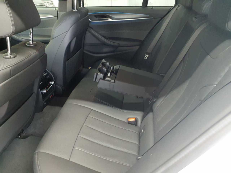BMW 530 530e Touring Aut. M-SPORT NAVI LED KAM — photo 13