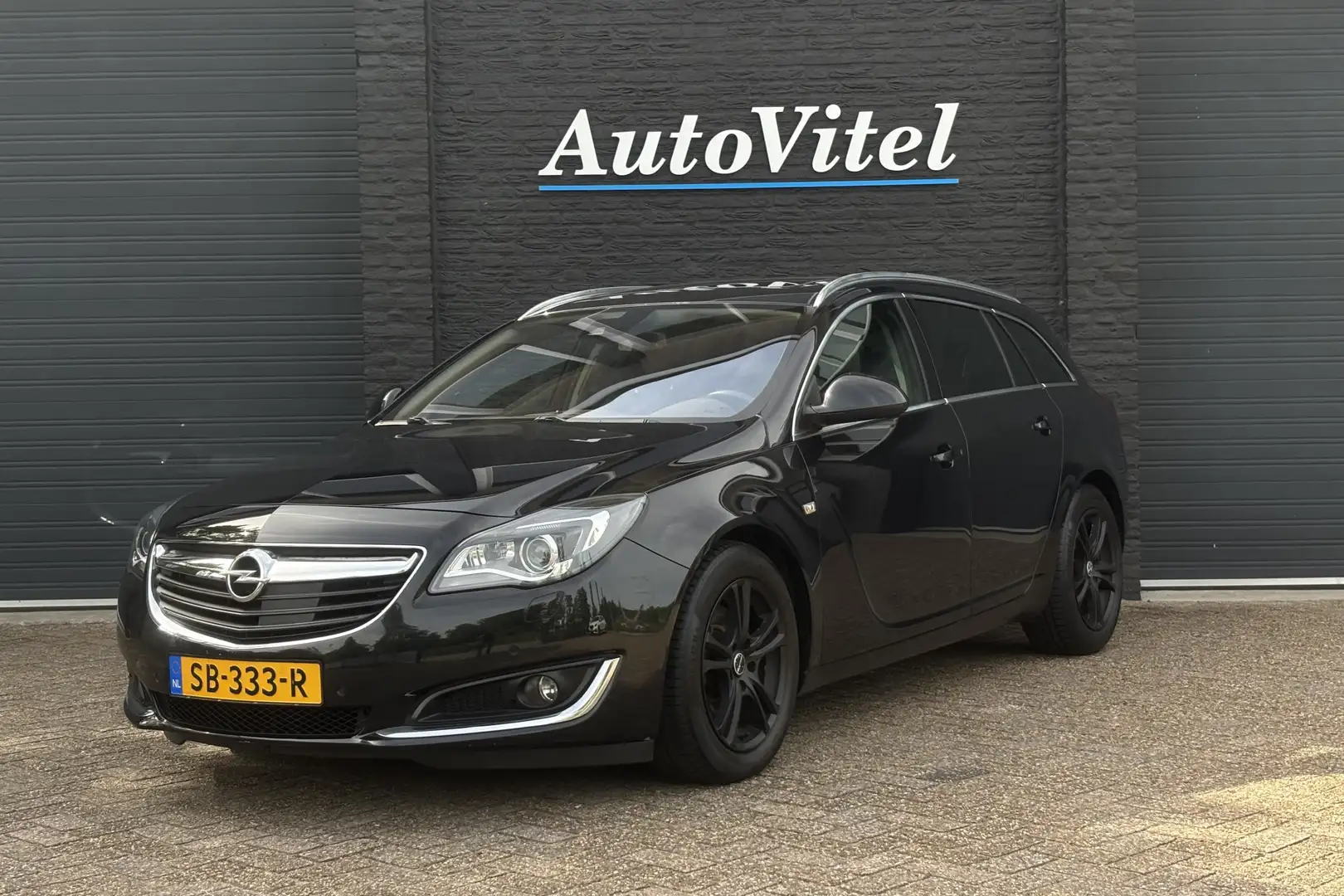 Opel Insignia Station 2.0 CDTI Cosmo | Panodak | Leder | Stoel K Zwart - 1