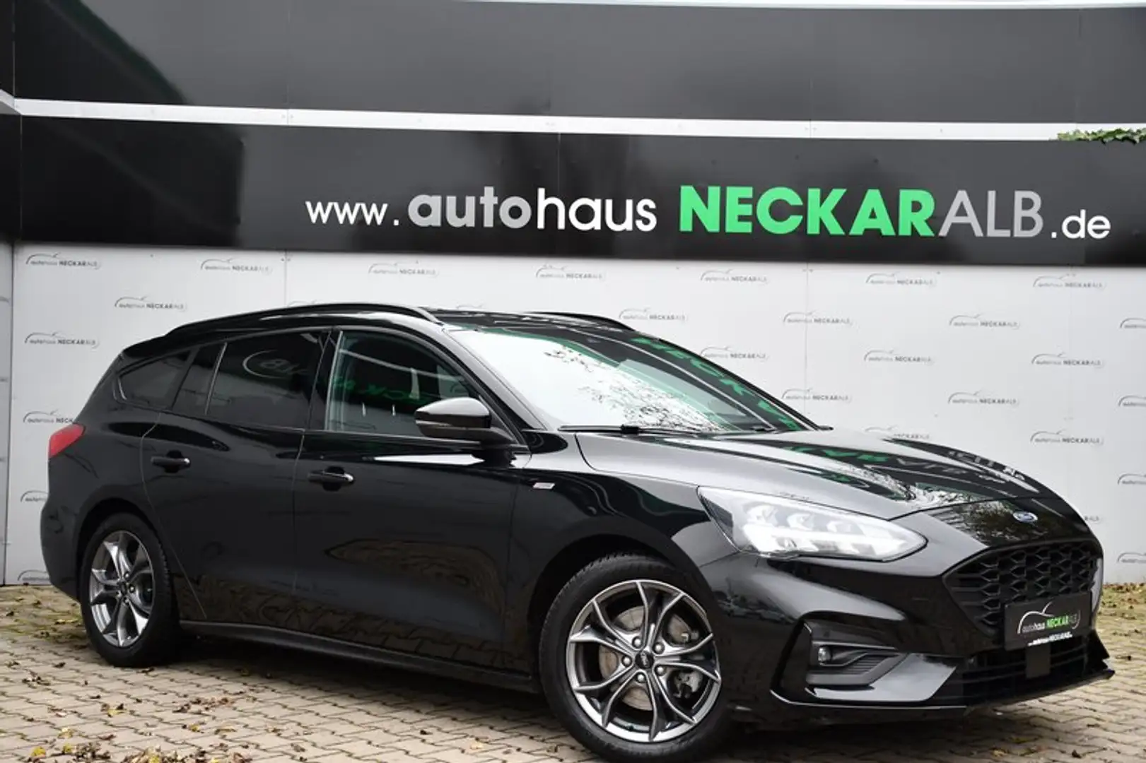 Ford Focus Turnier ST-Line*Head-Up*Kamera*Navi* Zwart - 1