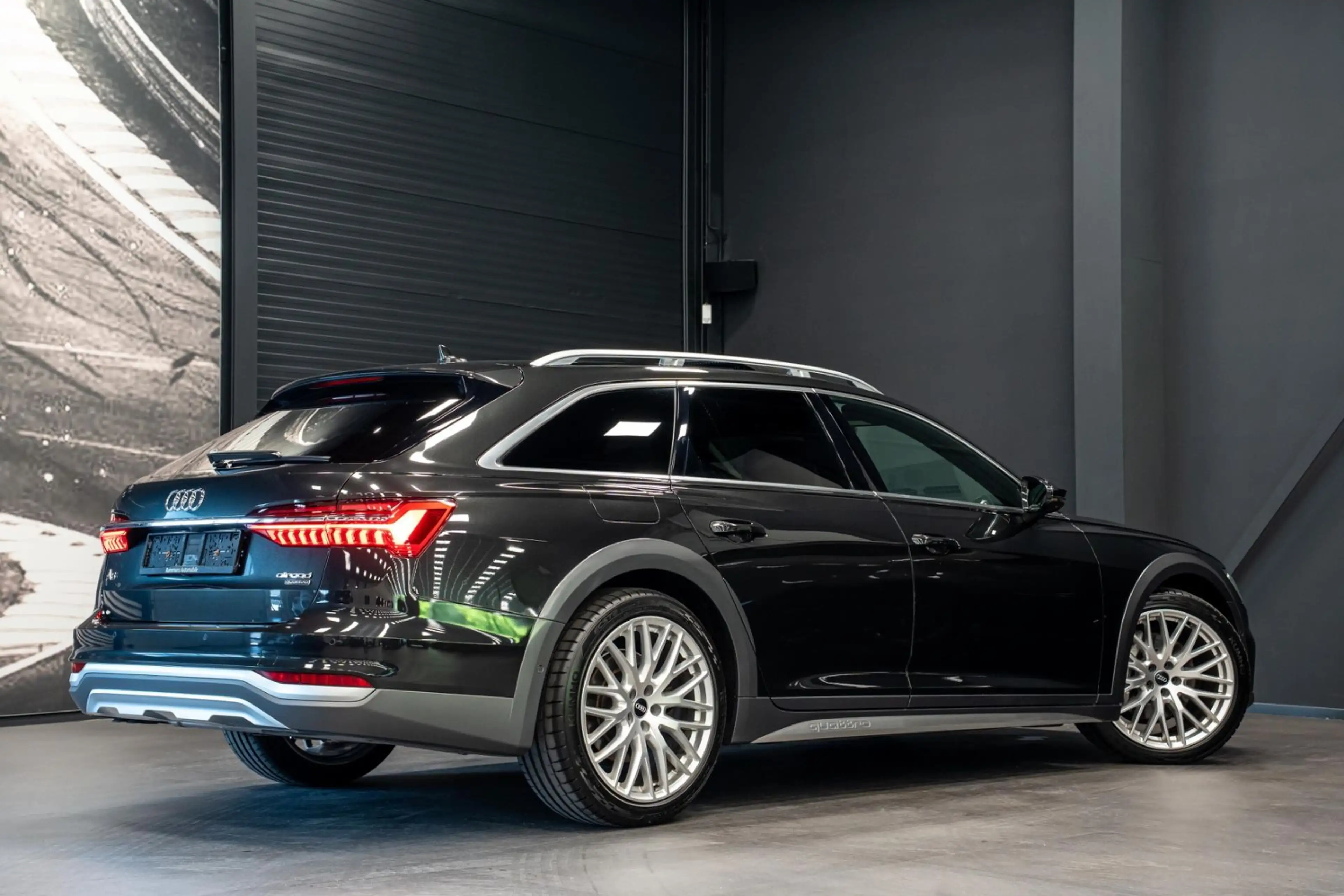 Audi A6 allroad 50 TDI Panoramadach Luftfederung — photo 12