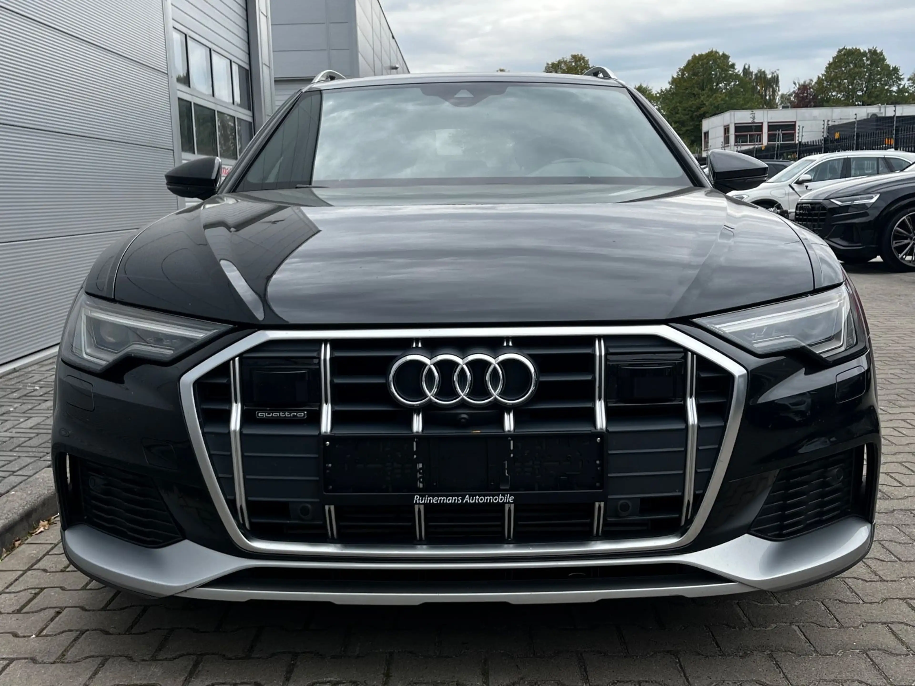 Audi A6 allroad 50 TDI Panoramadach Luftfederung — photo 3