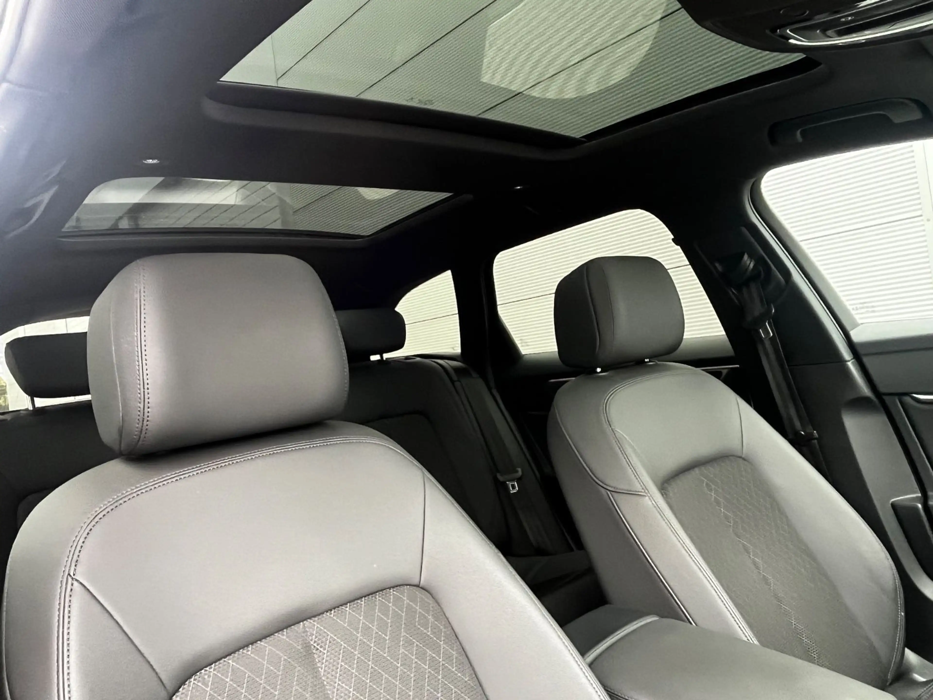Audi A6 allroad 50 TDI Panoramadach Luftfederung — photo 8