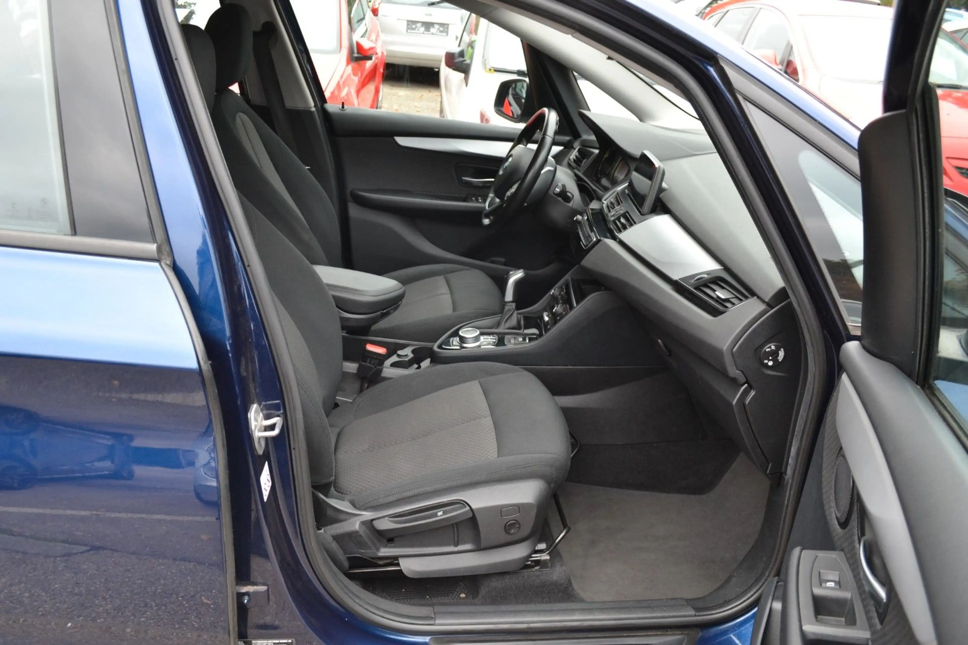 BMW 218 2 Active Tourer 218 d Advantage Euro 6 — photo 9