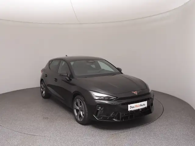 Cupra Leon view 2