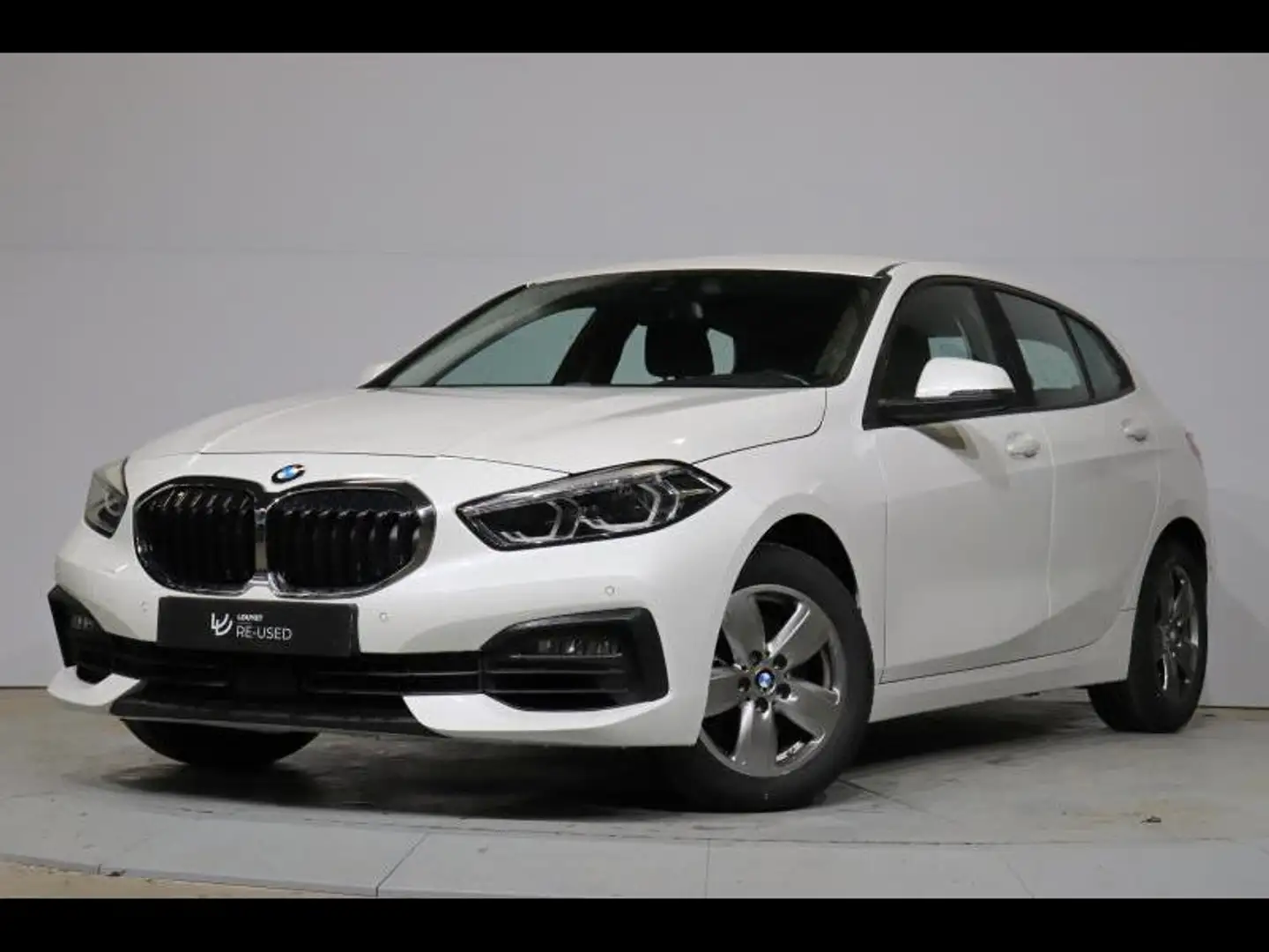 BMW 118 i Hatch Blanc - 1