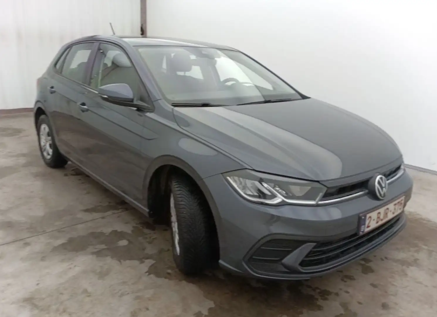 Volkswagen Polo 1.0 MPI Gris - 1