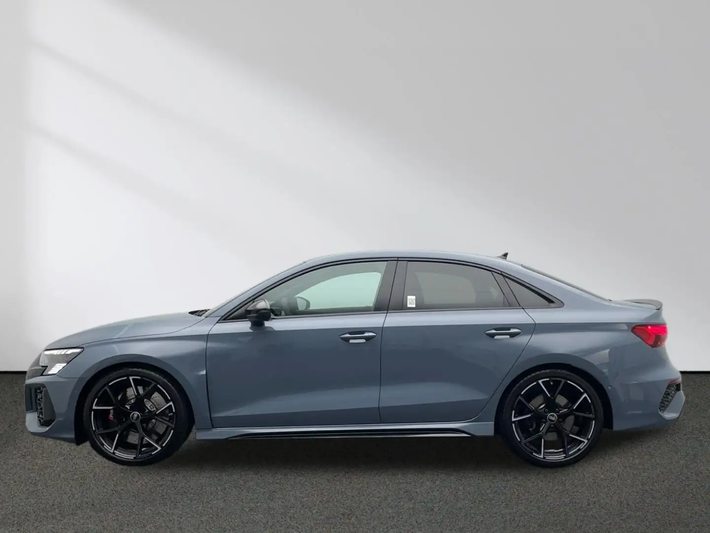 Audi RS3 Limousine S tronic MMI Matrix-LED Panorama Gris - 2