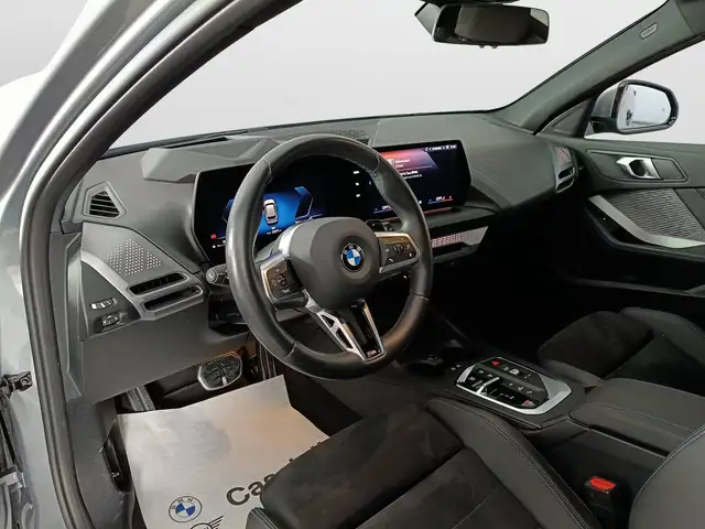 BMW 1 Series view 7