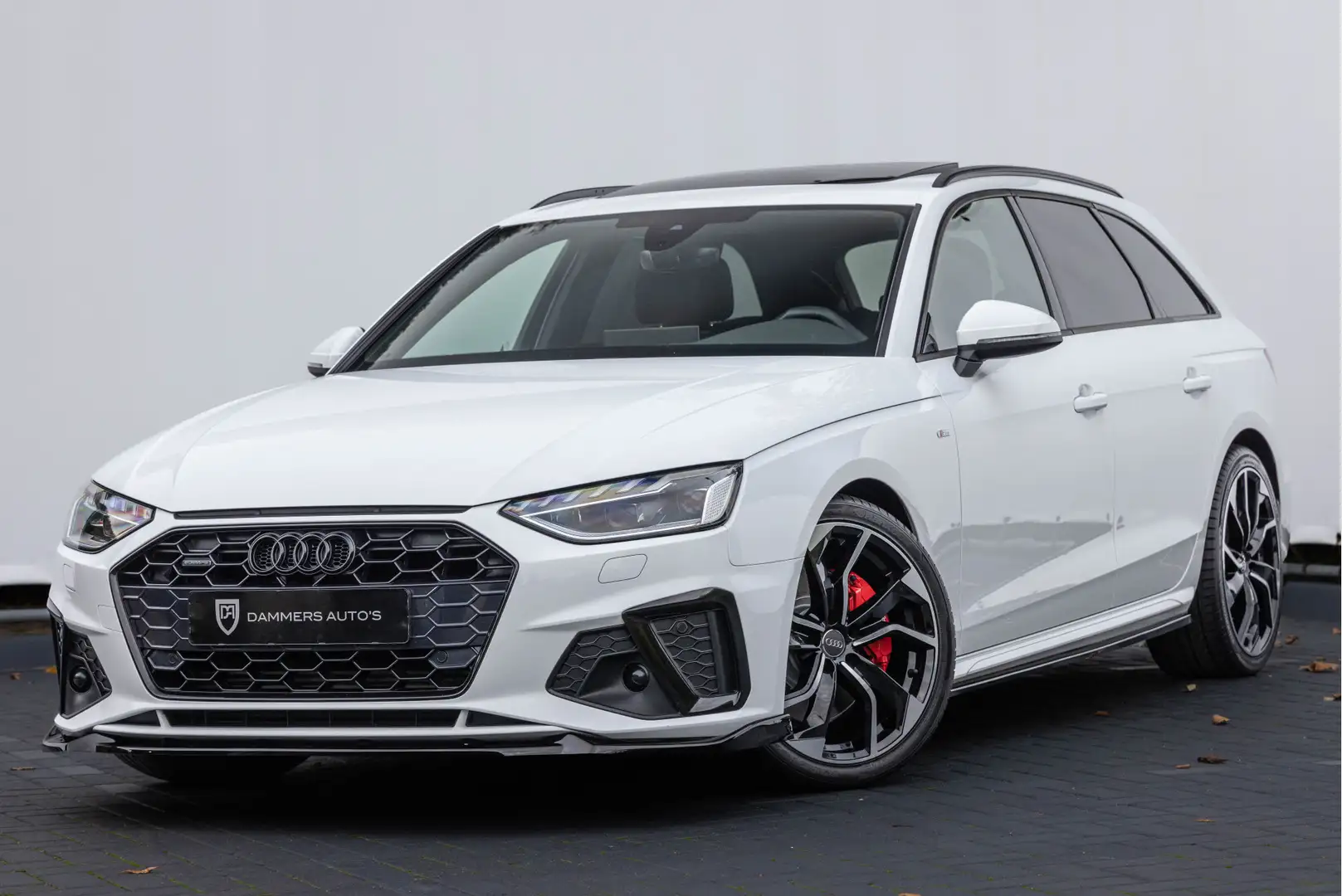 Audi A4 Avant 45 TDI 231pk Quattro S-line Pano Matrix Trek Blanc - 1