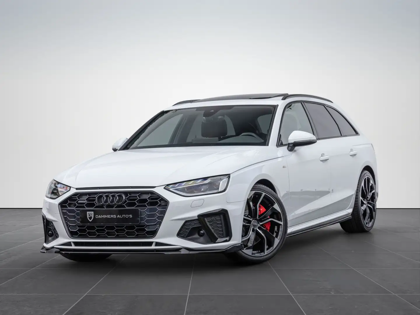 Audi A4 Avant 45 TDI 231pk Quattro S-line Pano Matrix Trek Wit - 1