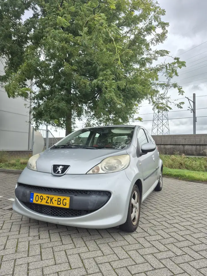 Peugeot 107