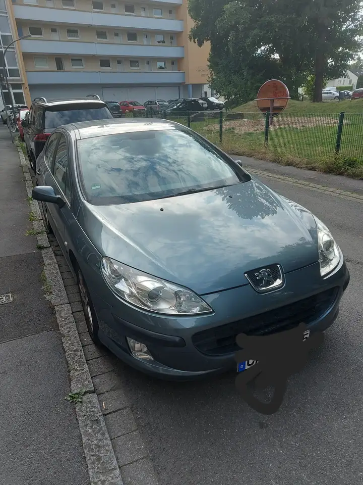 Peugeot 407