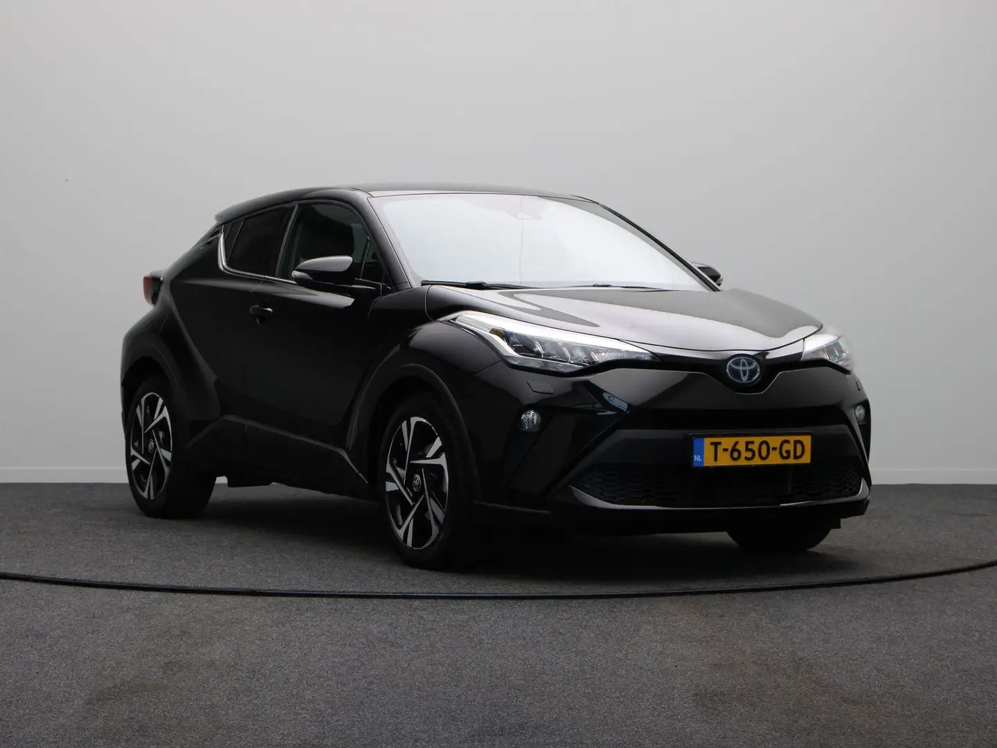 Toyota C-HR 1.8 Hybrid Style | Stuur & Vooruit verwarming | St Noir - 2
