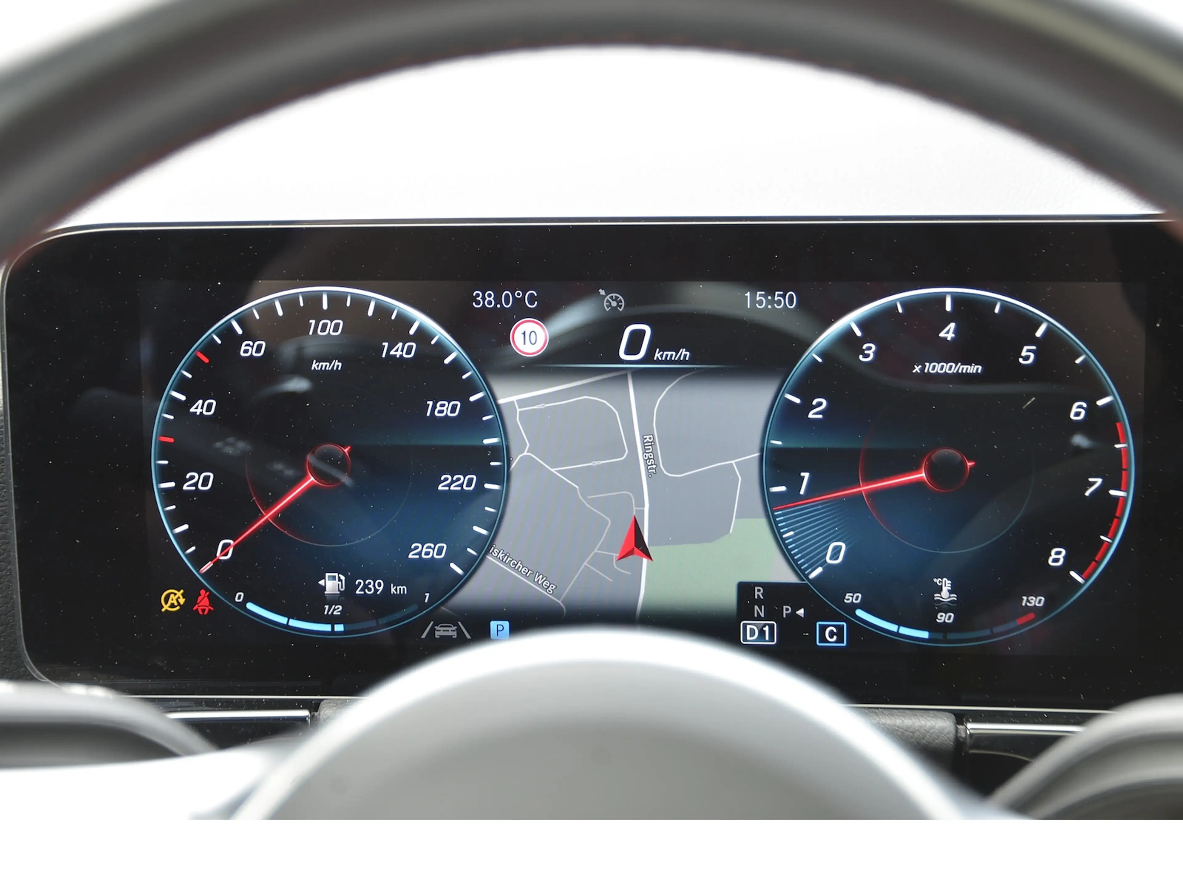 Mercedes-Benz GLA 250 4M AMG Line (AT-Motor Pano Offroad MBUX) — photo 11