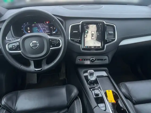 Volvo XC90 Plus Bright AWD Mild Hybrid Diesel 7 Sitze Ansicht 8