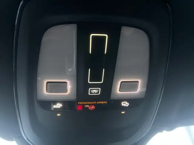 Volvo XC90 Plus Bright AWD Mild Hybrid Diesel 7 Sitze Ansicht 18