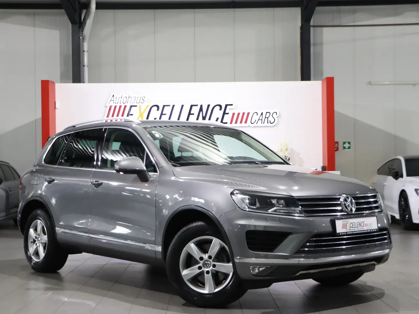 Volkswagen Touareg V6 TDI 4M TERRAIN TECH CHROM & STYLE Grau - 1
