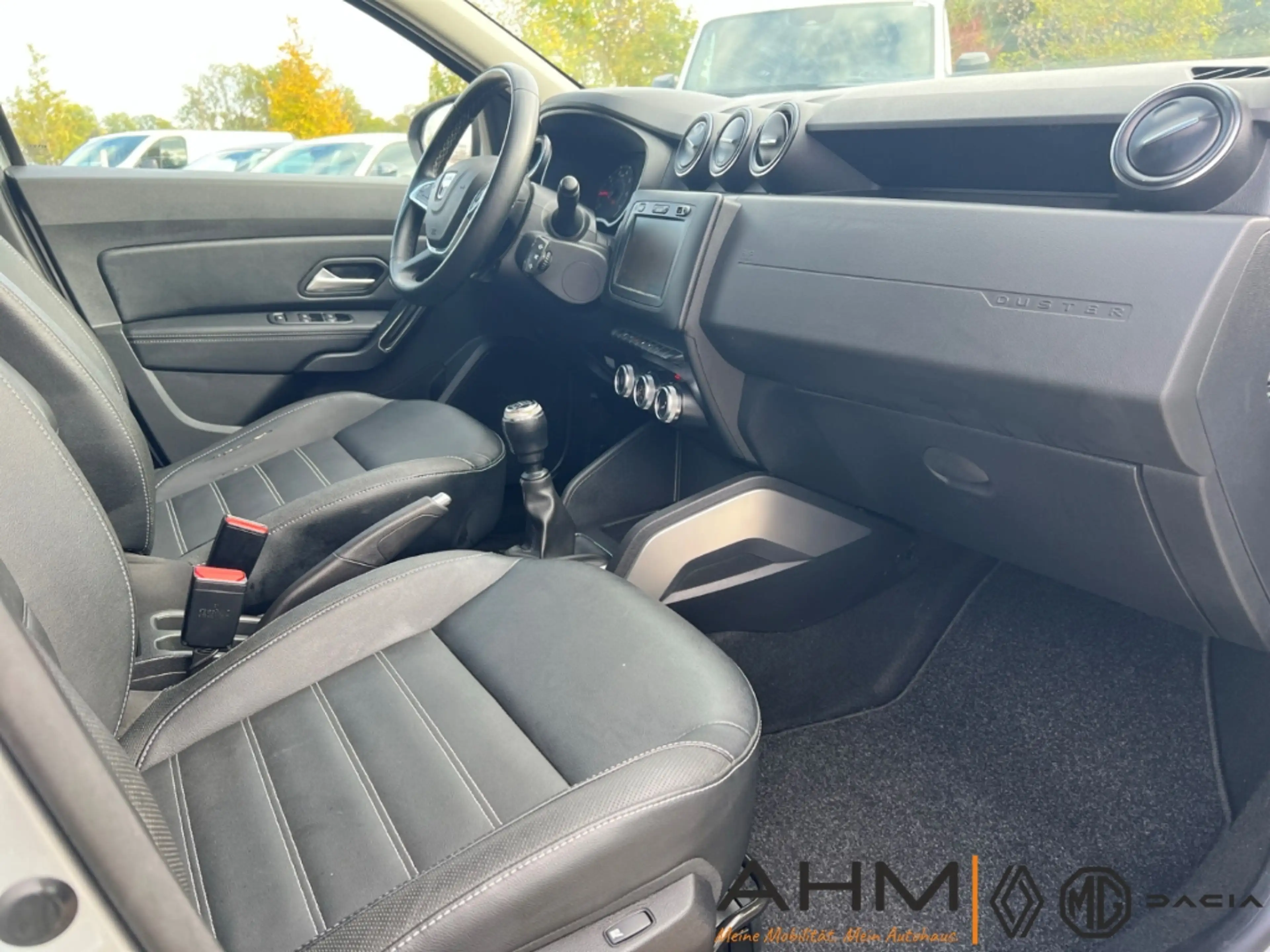 Dacia Duster II Adventure 1.3 TCe LEDER KAMERA KLIMAAUTOMATIK — photo 14