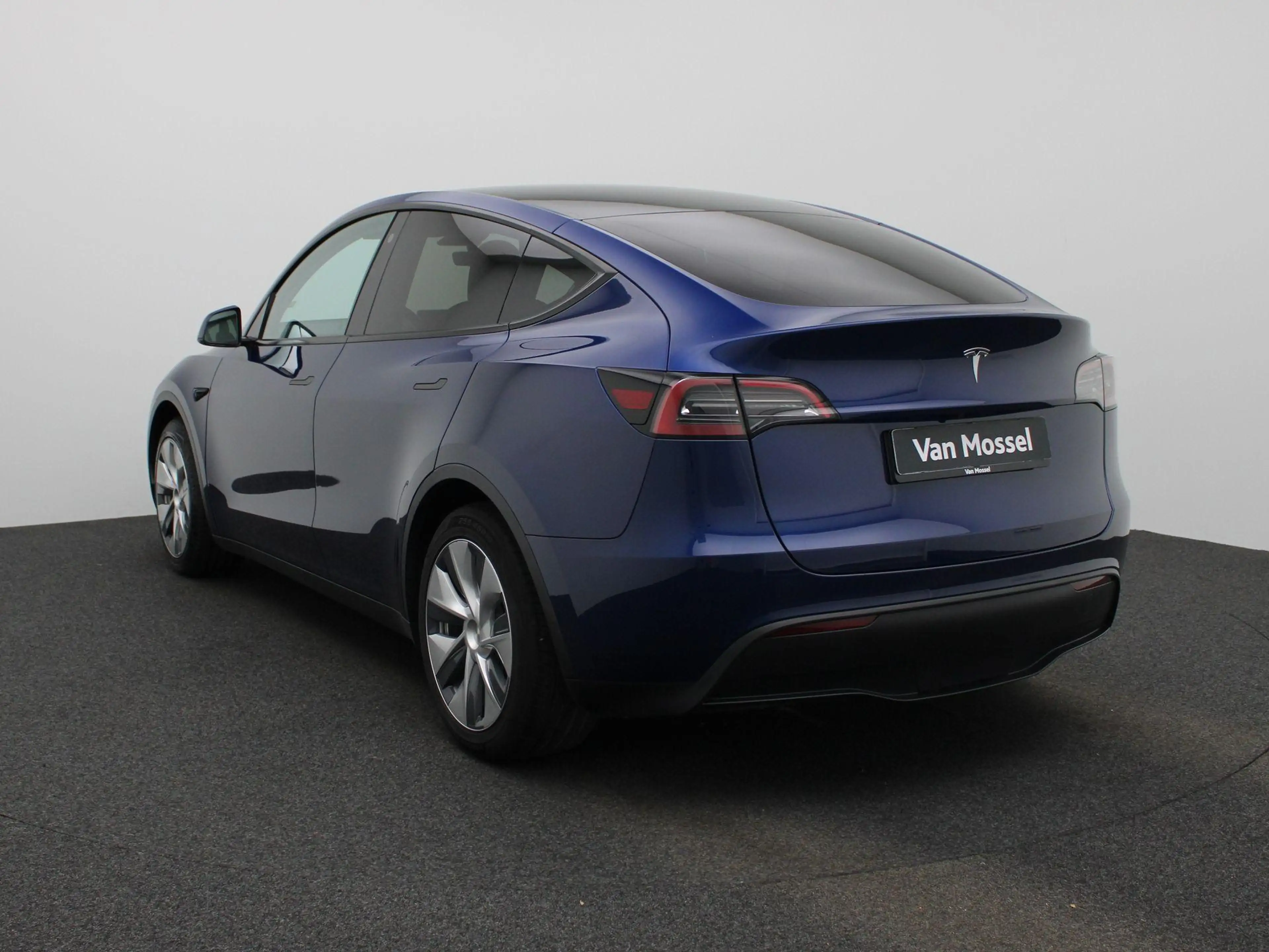 Tesla Model Y Hinterradantrieb RWD FULL SELF DRIVING | PANO | LE — photo 2
