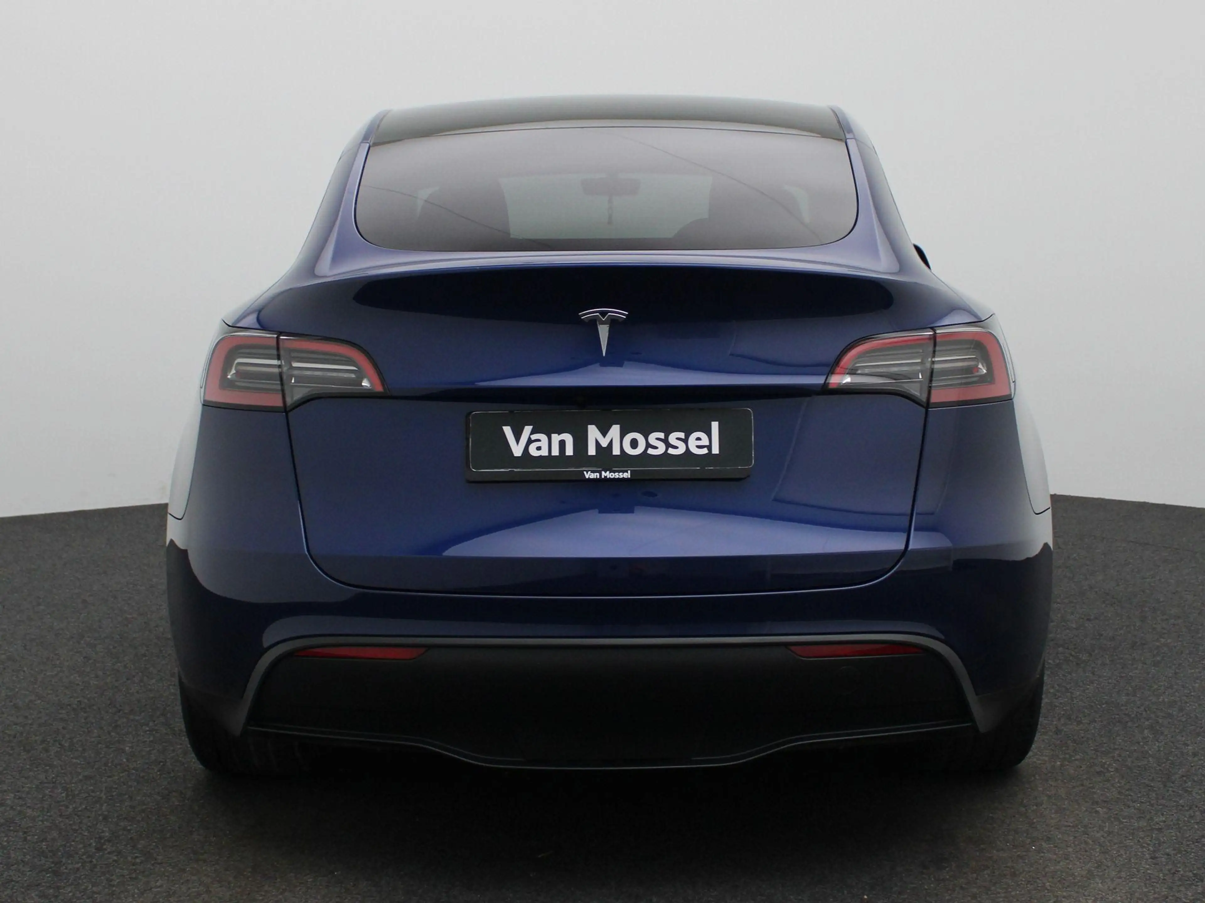 Tesla Model Y Hinterradantrieb RWD FULL SELF DRIVING | PANO | LE — photo 5