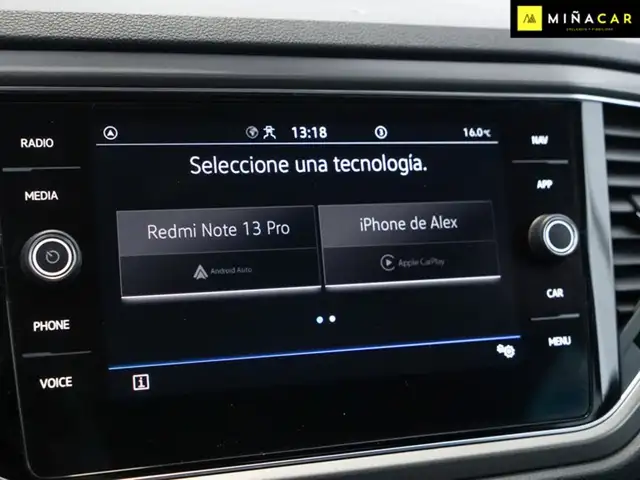 Volkswagen T-Roc view 10