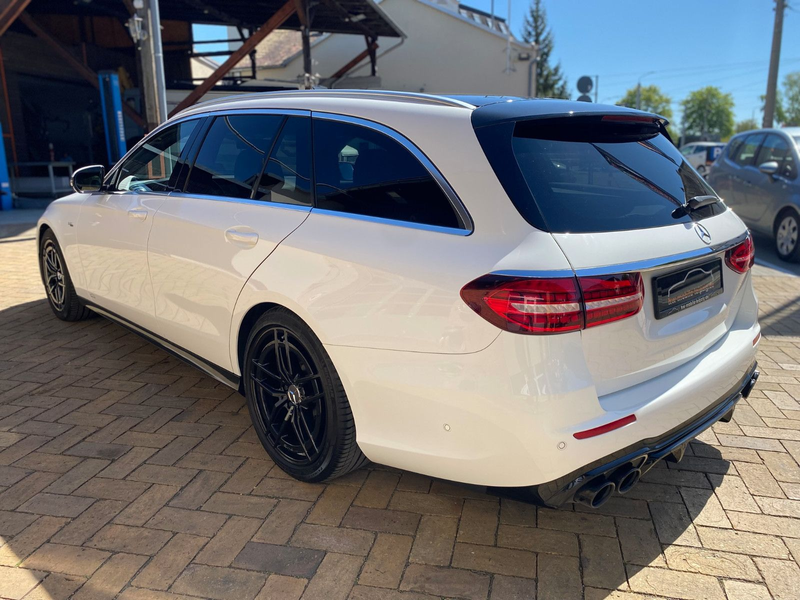 Mercedes-Benz E 53 AMG 4Matic+ Distronic+ Pano 360° AHK LED — photo 2