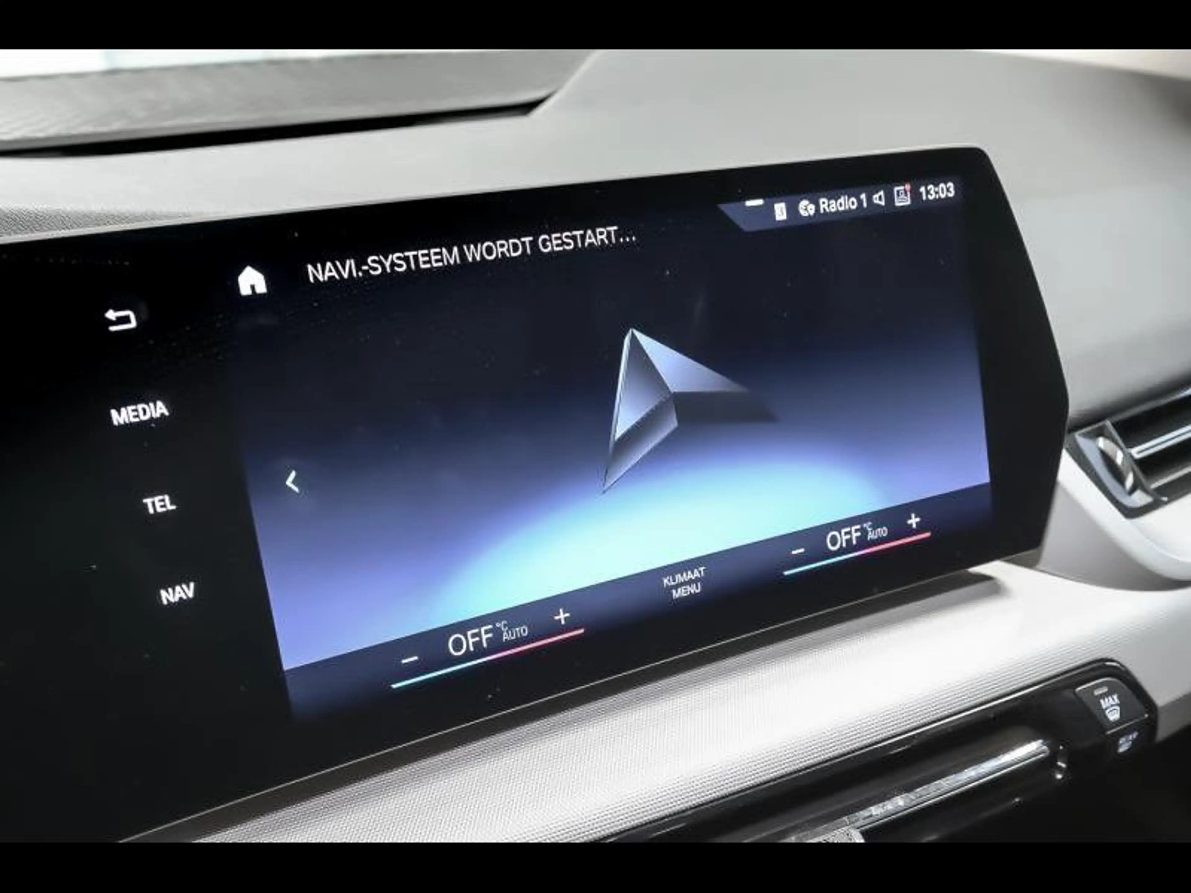BMW 225 e xDrive - CAM|CARPLAY|DASS — photo 11