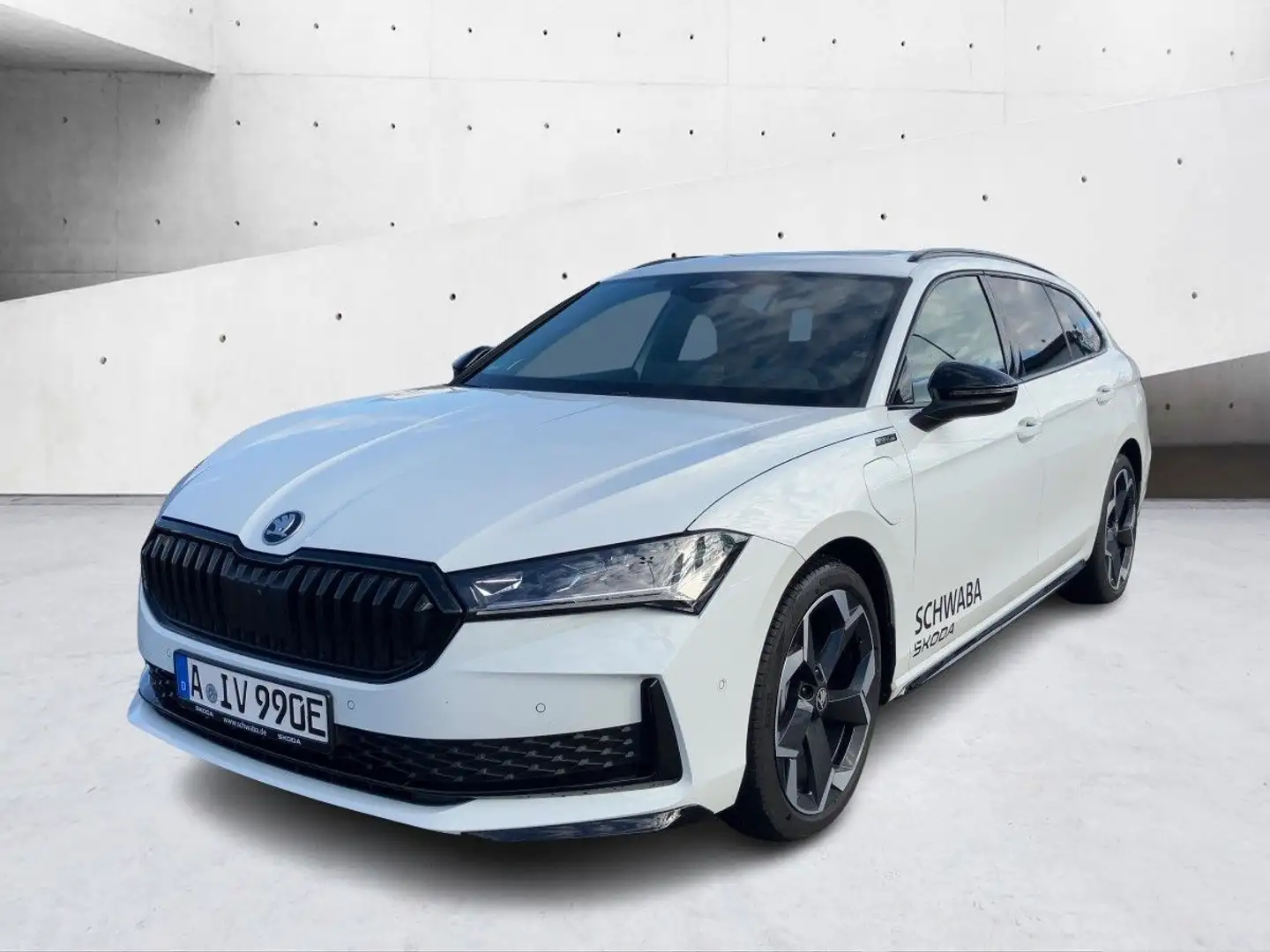 Skoda Superb Combi Sportline 1,5 TSI iV DSG *MATRIX* Weiß - 2