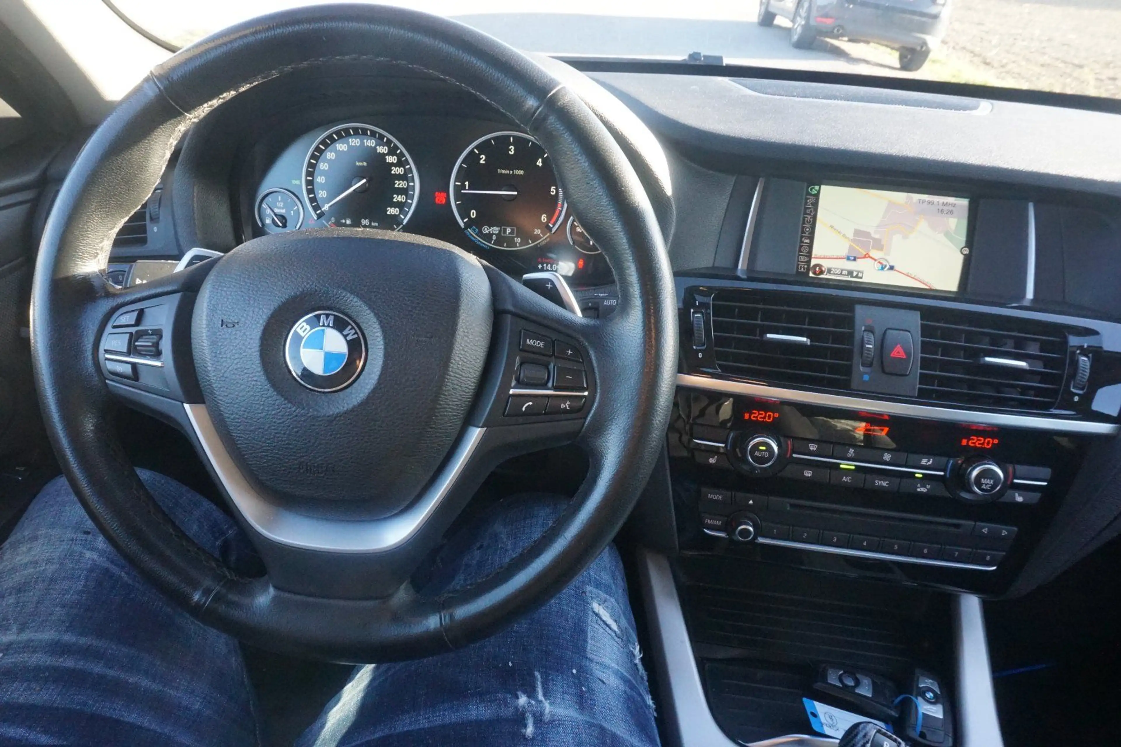 BMW X3 xDrive 20d — photo 14