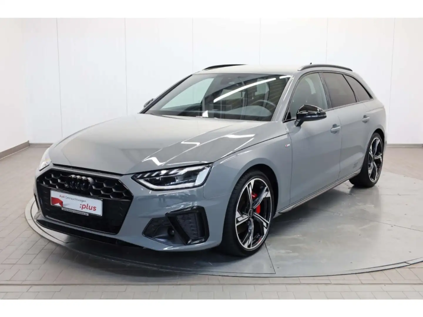 Audi A4 Avant 40 TDI S line competition plus Grau - 2