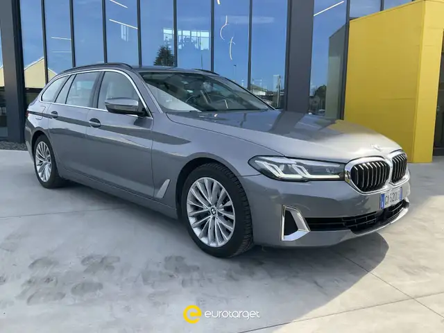 BMW 540 i xDrive Touring Msport 48V Mild Hybrid