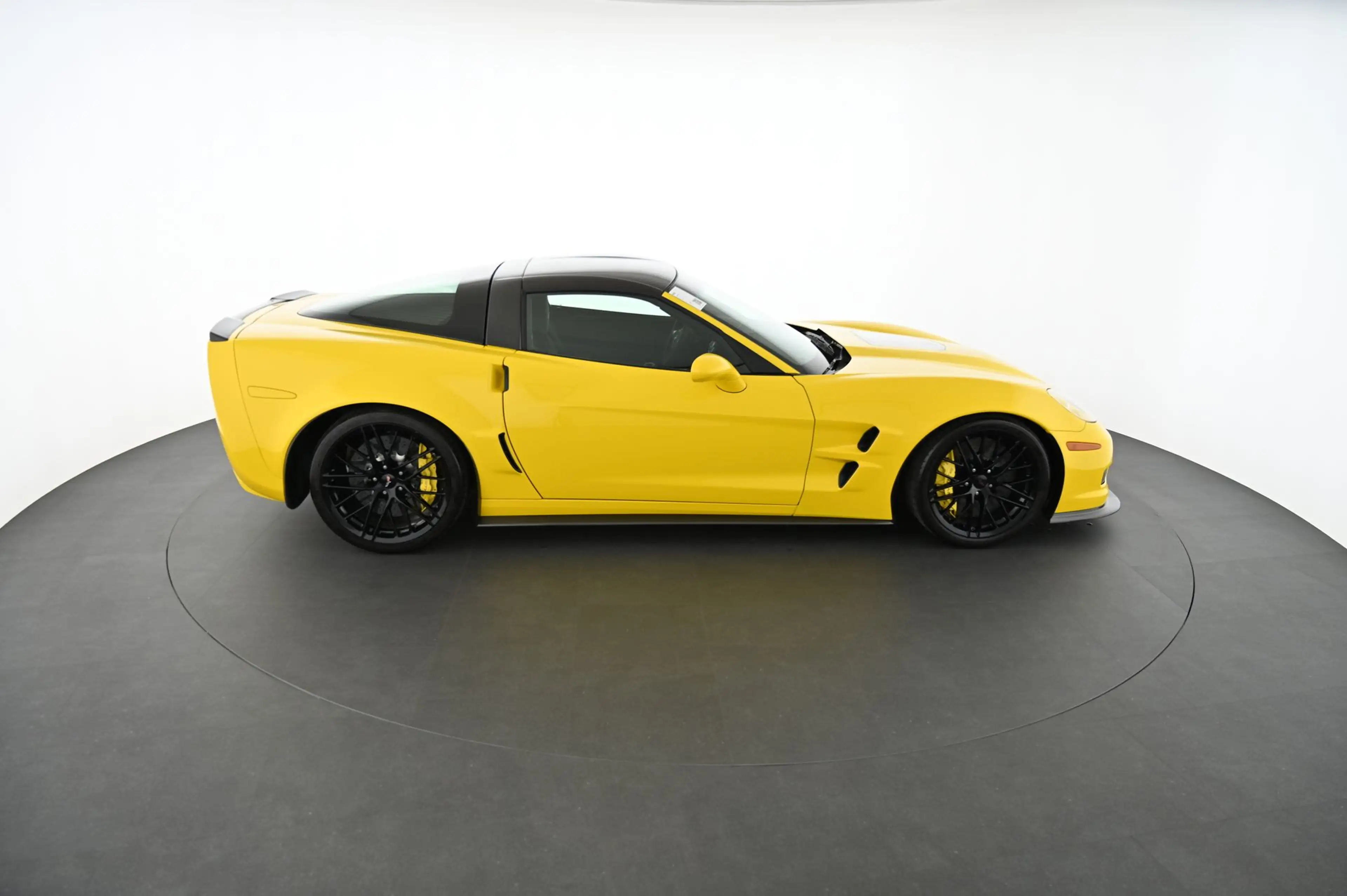 Corvette ZR1 EXP € 119.480,- — photo 6