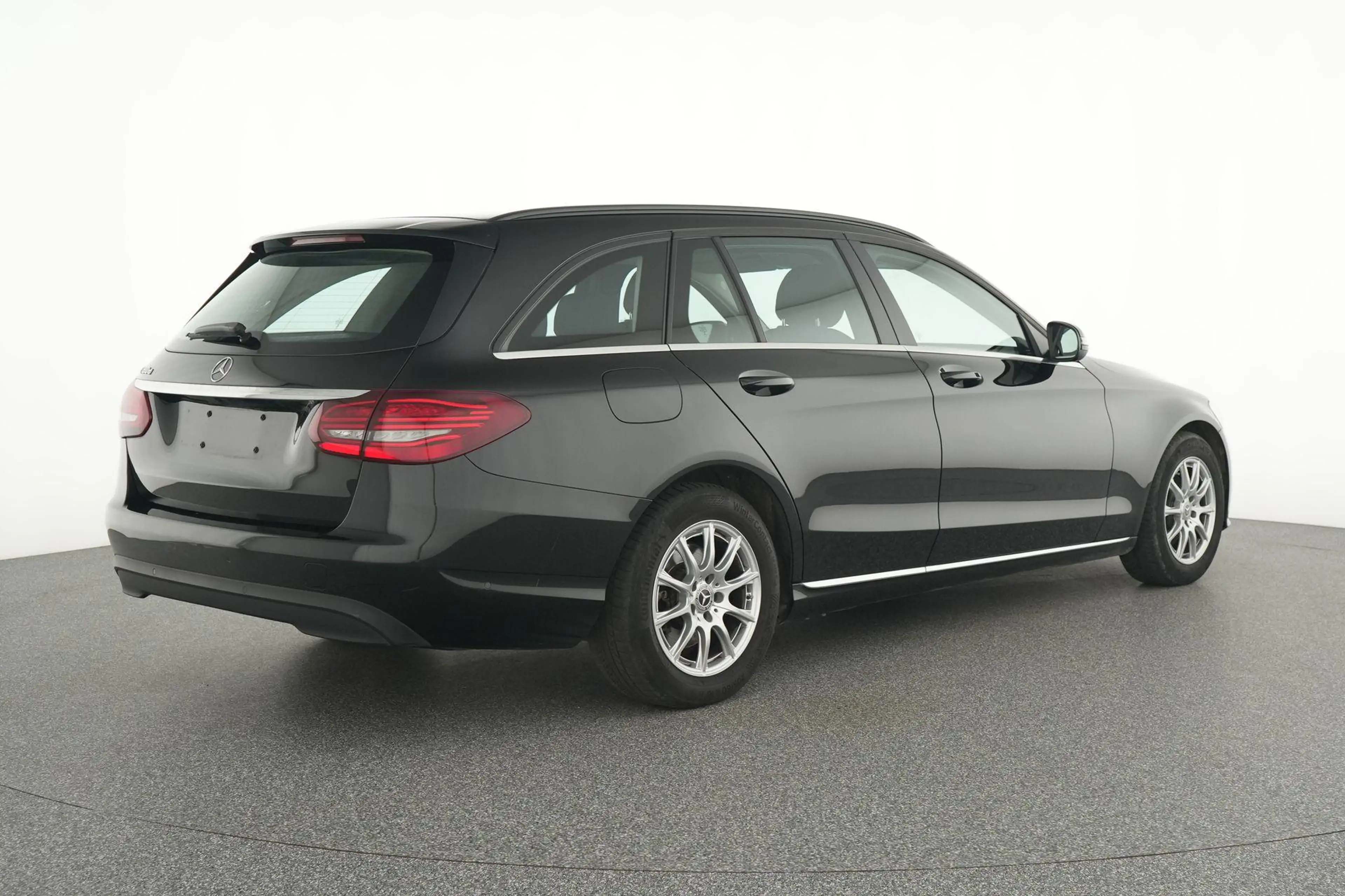 Mercedes-Benz C 180 D Break Business Line | Verwarmde Zetels | Navigat — photo 4