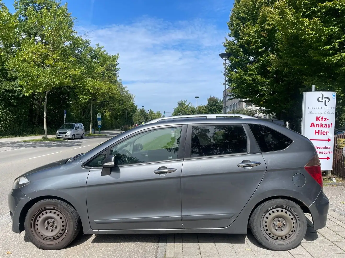 Honda FR-V 1.8 Comfort*6-Sitzer*TÜV*KLIMA* Grau - 2