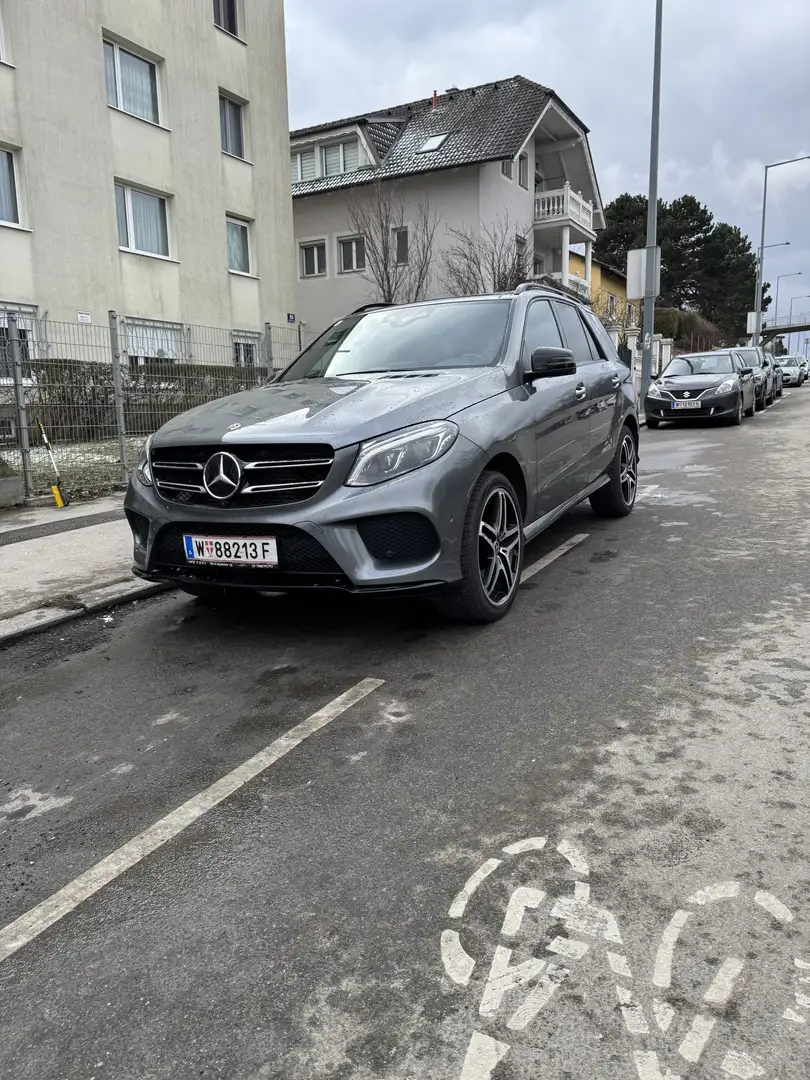 Mercedes-Benz GLE 350 d 4Matic AMG-Line - 1