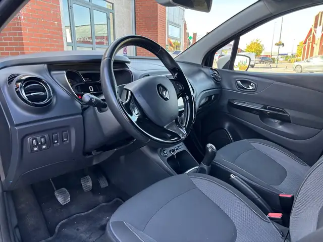 Renault Captur view 21