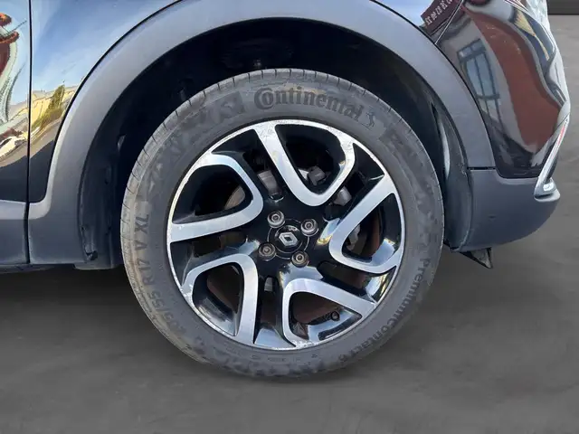 Renault Captur view 18