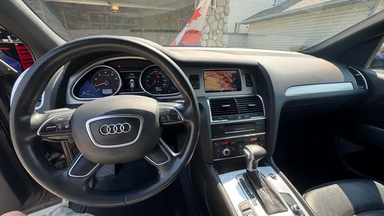 Audi Q7 photo Audi Q7