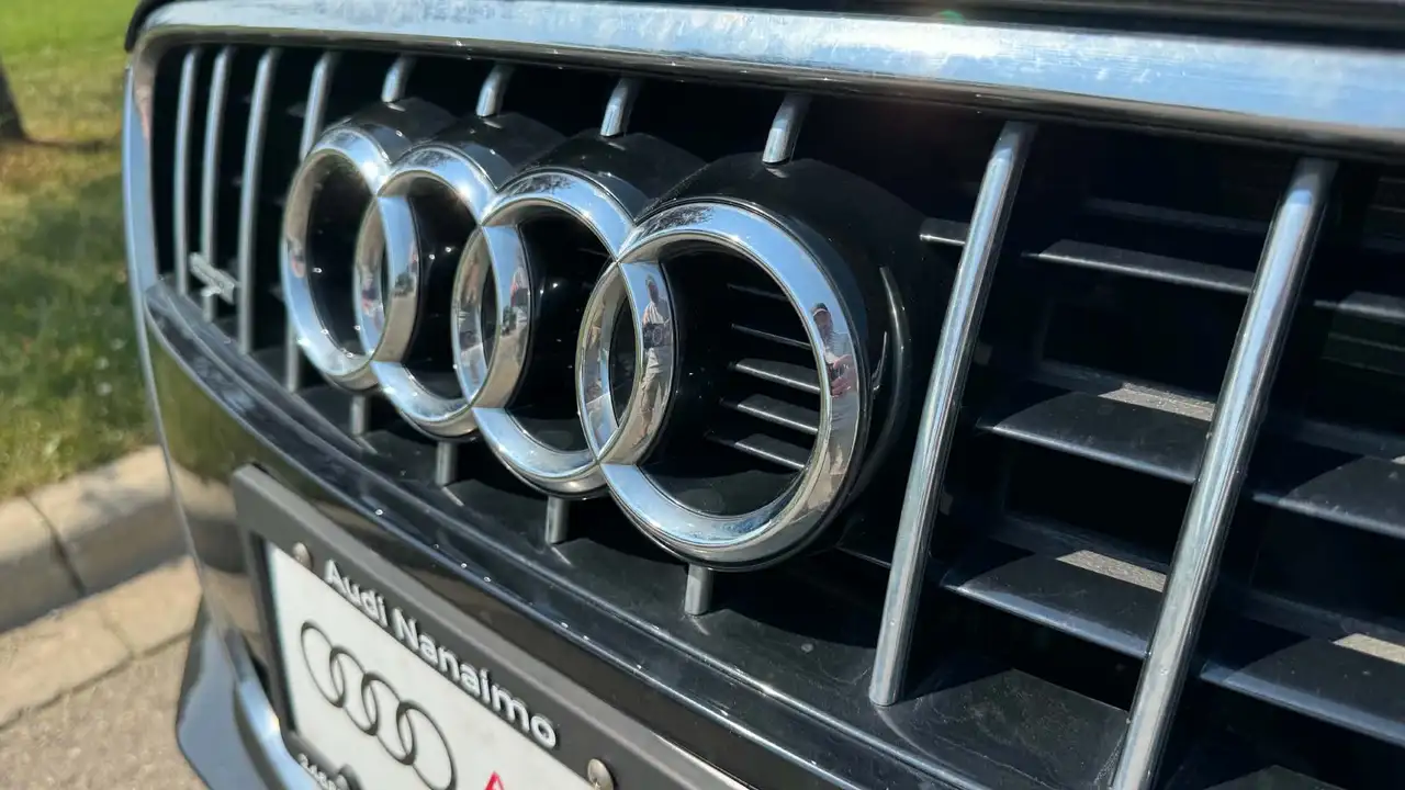 Audi Q7 photo Audi Q7