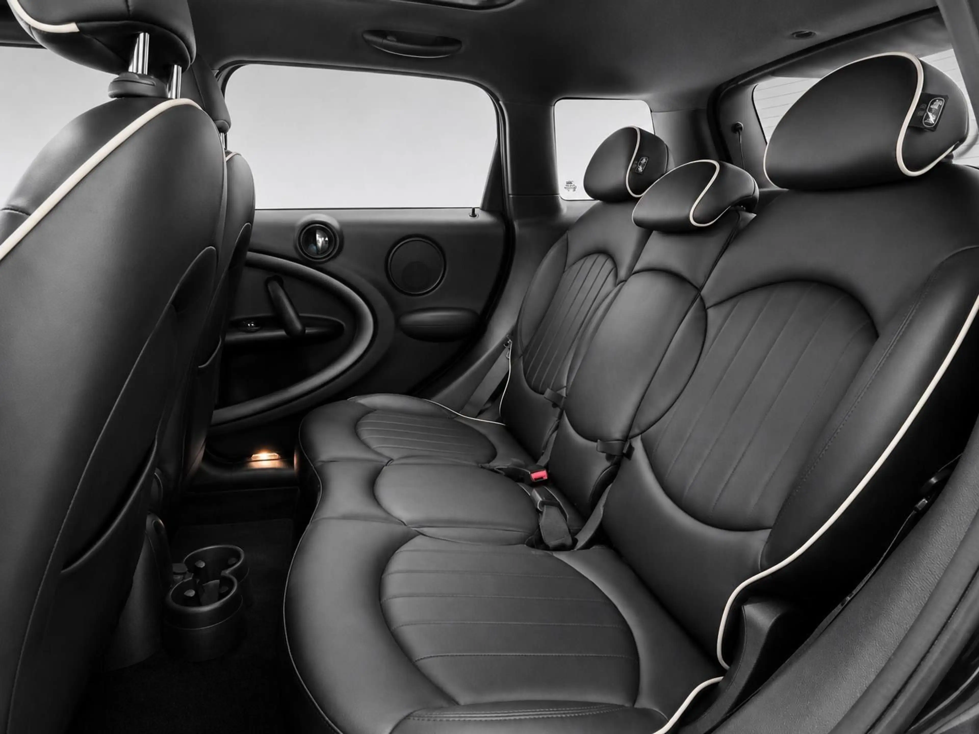MINI Cooper S Countryman Cooper S — photo 14