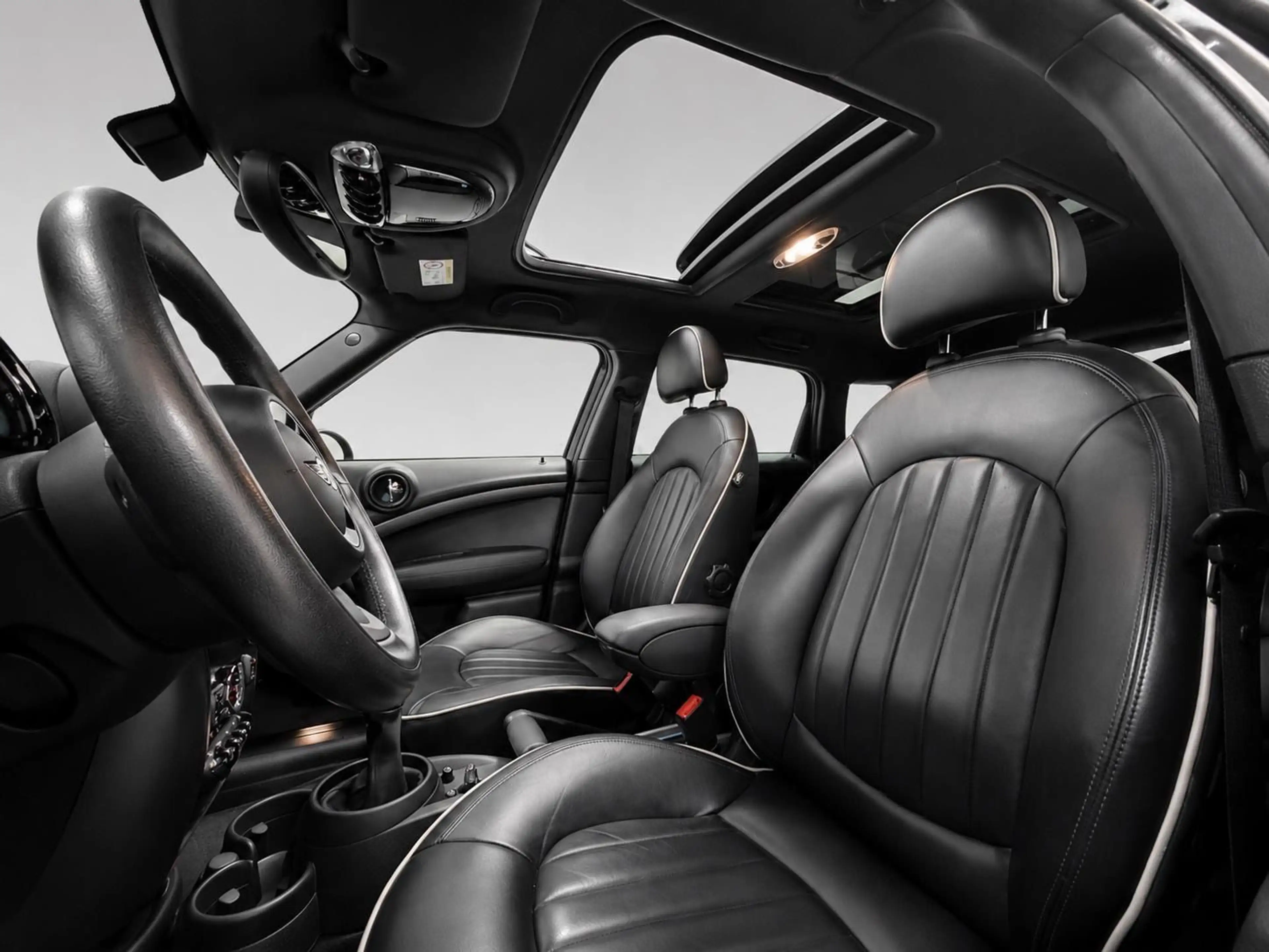 MINI Cooper S Countryman Cooper S — photo 2