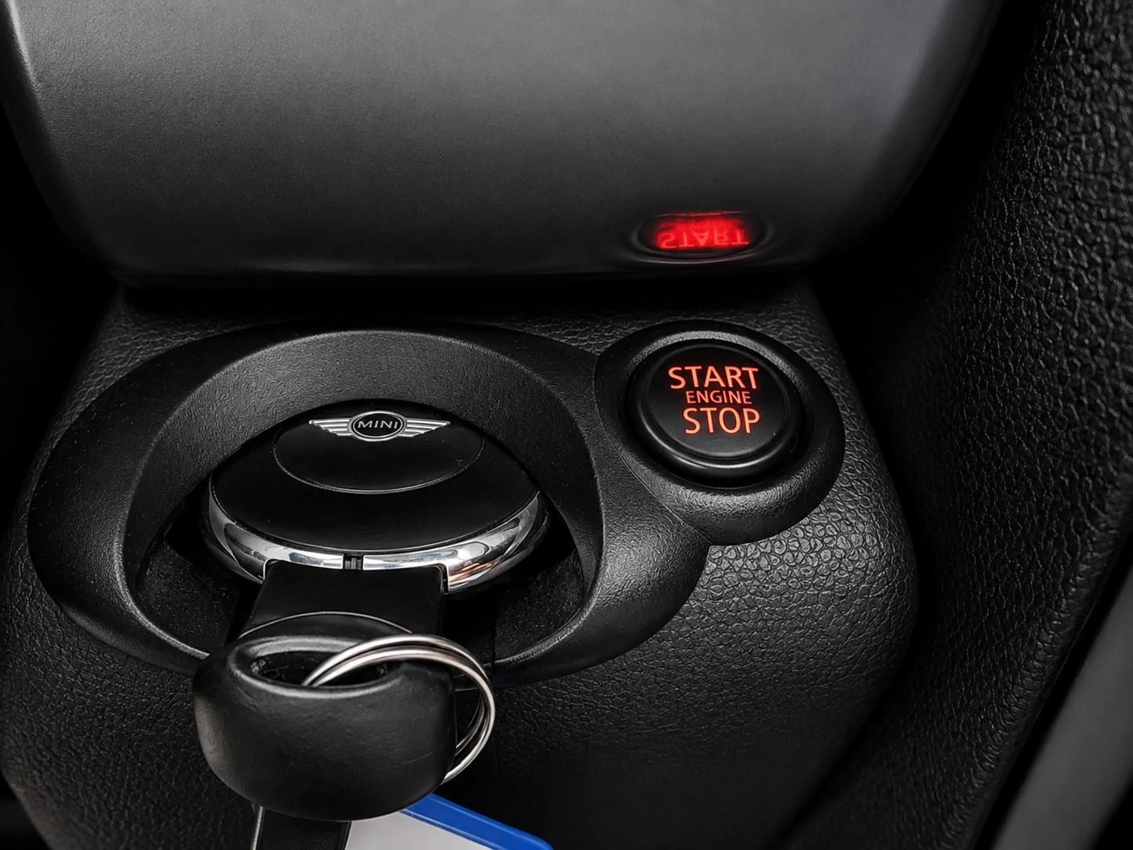 MINI Cooper S Countryman Cooper S — photo 11
