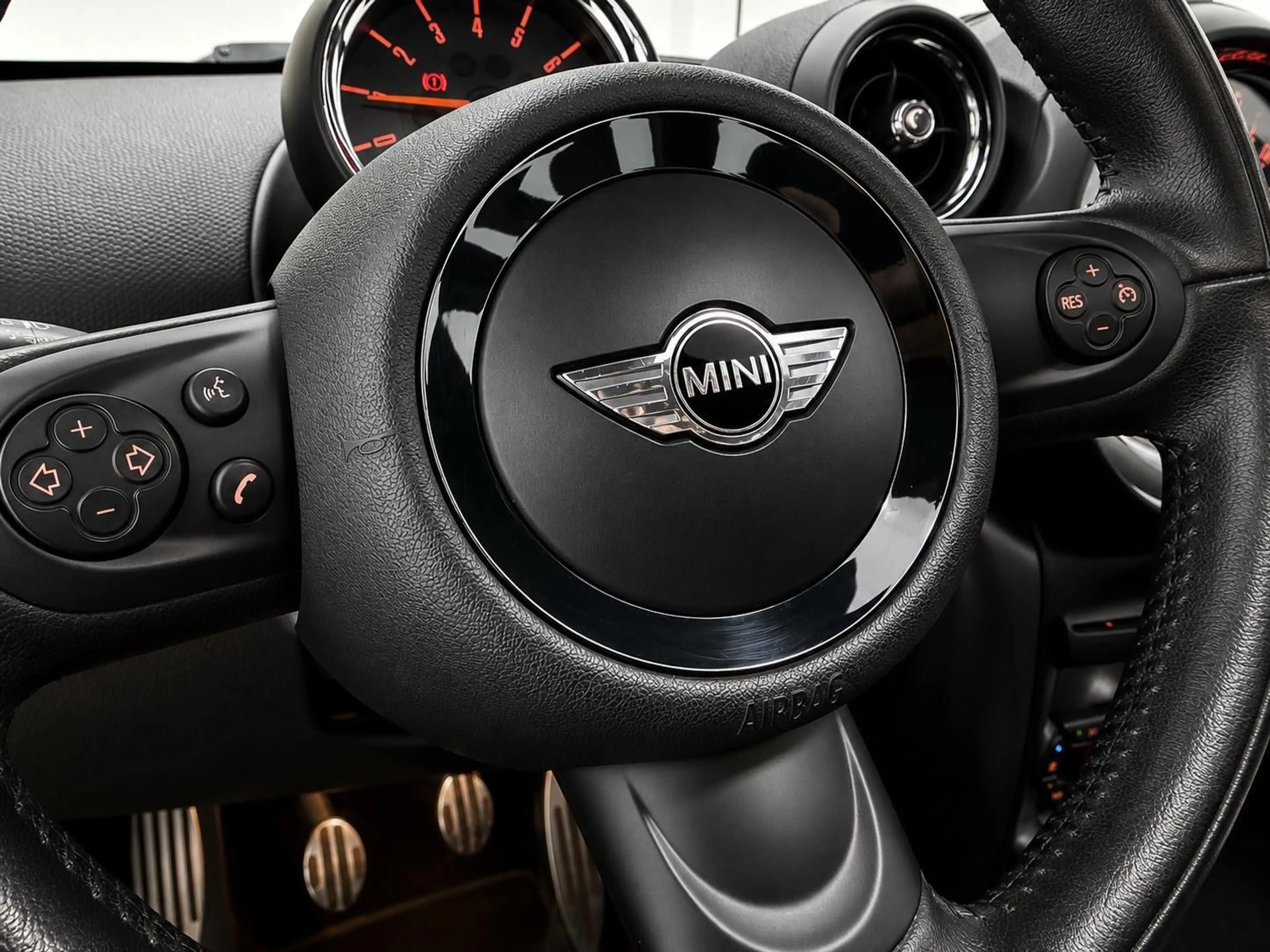 MINI Cooper S Countryman Cooper S — photo 4