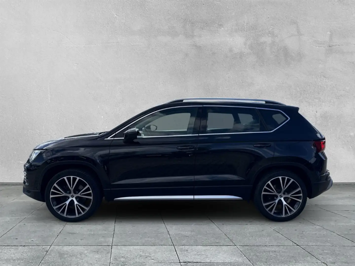 SEAT Ateca XPERIENCE 2.0 TDI 4 DRIVE KLIMA+NAVI+360Â Xperienc Schwarz - 2