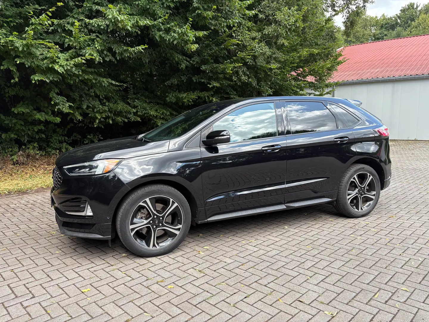 Ford Edge ST 2.7L V6 Biturbo AWD Vollausstattung Чорний - 1