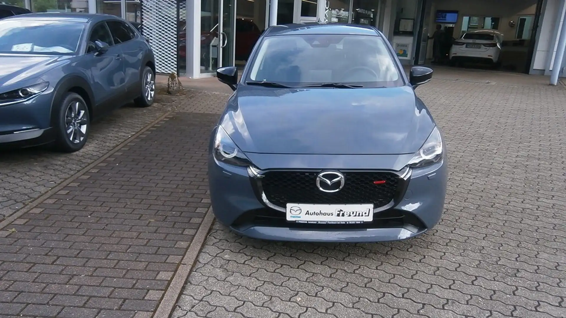 Mazda 2 1.5L e-SKYACTIV G 90ps HOMURA Grigio - 2