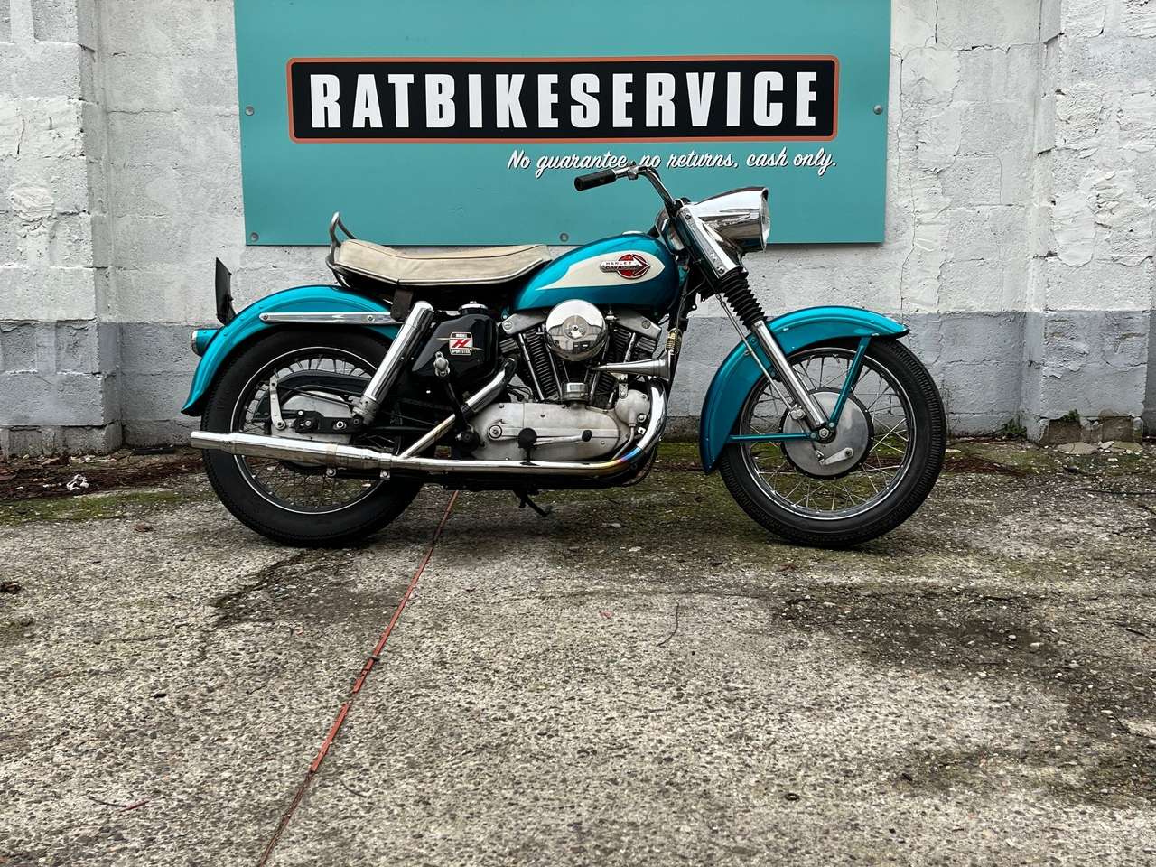 Harley-Davidson Sportster 900